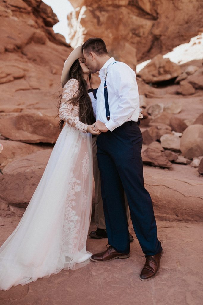 Charlotte Wedding Photography | Kiss